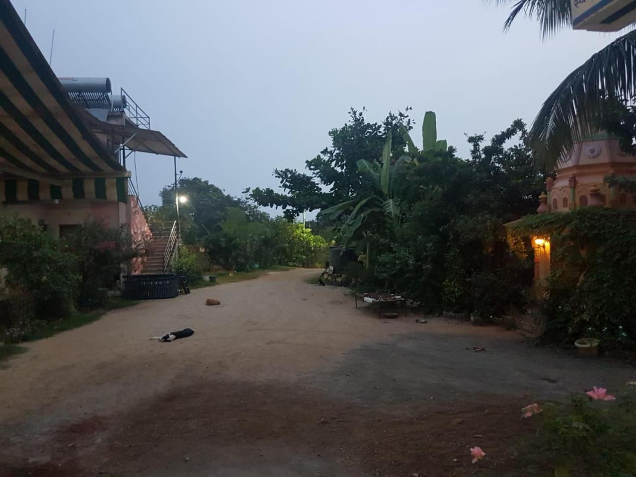 לינה וארוחת בוקר Murūd Rutu Enclave מראה חיצוני תמונה